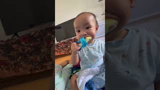 Cute baby eating apple 🍏🍎