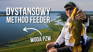 Dystansowy Method Feeder na wodzie PZW