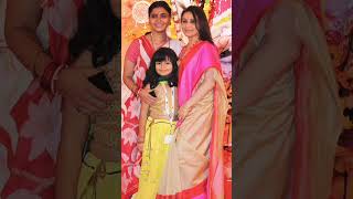 RANI MUKHERJEE BERSAMA ANAK PEREMPUAN NYA