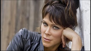 Beth Hart - I'd Rather Go Blind (Live Acoustic Mar 6, 2014)