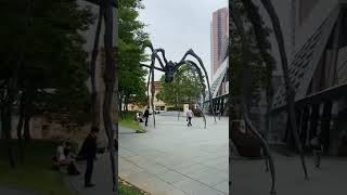 Giant spider at Roppongi Hills