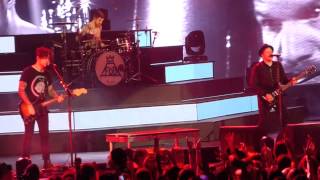 “Saturday” Fall Out Boy@Giant Center Hershey, PA 7/3/15 Boys of Zummer Tour