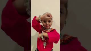 2 yrs Little Girl dressing like Radhaji | Navratri | Garba