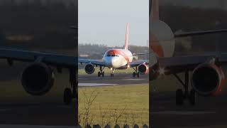 Butter my bread bun landing from easyJet #easyjet #landing #avgeek #ncl #aviationlovers #aviation