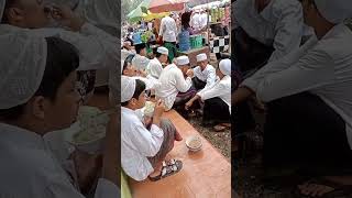 MAKAN JOINAN ALA SANTRI | INDAHNYA BERBAGI