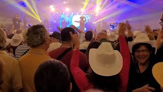 Zé Amaro Medley Popular - Santana FARM Festa da Agricultura Madeira Portugal