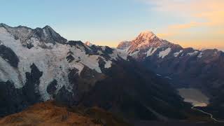 Mount cook and Lake Pukaki - New Zealand