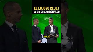 El lujoso reloj de 1,5 millones de euros que usó Cristiano Ronaldo para recibir su premio