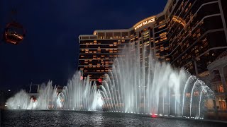 Performance Lake At Wynn Palace - Jasmine Flower/茉莉花 By Peng Liyuan