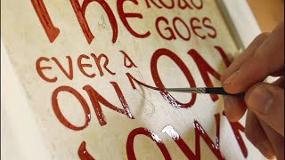 Lettering a "vintage" style Lord of the Rings sign for my workspace - Rustic style sign painting