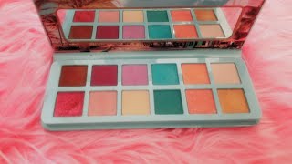 Essence Welcome To Miami Eyeshadow Palette Swatches + Review #beauty #makeup #eyeshadow #swatches