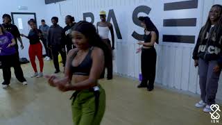 HOPE RAMAFALO LONDON BASE STUDIOS - DANCE CLASS TURN OFF THE LIGHTS EXPERIENCE  #amapianototheworld