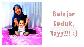 bayi lucu belajar duduk-Tips Agar Bayi Cepat Bisa Duduk - melatih Bayi Duduk - baby learn to seat up