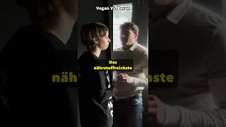 Boran will Veganerin belehren (ohje)