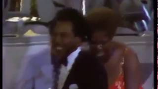 18 Count Basie 1981   At Carnegie Hall   Moody's Mood For Love with Sarah Vaughan