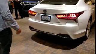 2018 Lexus LS500 hands free trunk releass5