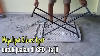 Meja lipat sederhana, cocok buat jualan.