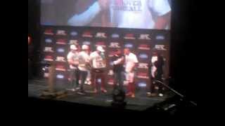 Shogun Rua vs. Dan Henderson Weigh In for UFC 139