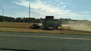 2022 combine soybean by my house