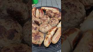 Das erste Mal wieder grillen aber das ist der erste Grill test sind noch 4 offen zum testen