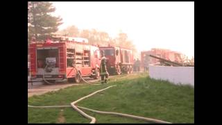 Incendiu de proporţii în Bucureşti