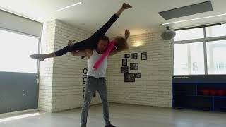 Haim & Marina romantic acrobatic dance TLV