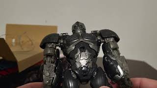 Unboxing Transformers Leader Class SS86 - 19 Snarl and RotB Optimus Primal