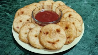 घर पर बनाये स्माइली / Potato Smiley Recipe | Easy and Crispy Potato recipe | Shivi Kitchen