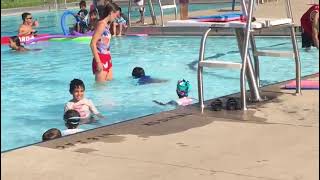 Swimming classes in USA