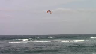 Kitesurfing Technique - How to get out, over and through the white water Wide Angle