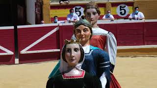 Gigantes y gaiteros de Tudela (Navarra) Plaza de toros