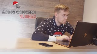 A day in the life of an ACCA qualified accountant - VLOGMAS DAY 10 🎅🎄