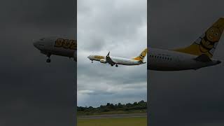 Buzz 737 departing from #manchesterairport #avaition