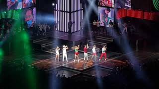 Timbiriche canta "México" y da El Grito en el Auditorio Nacional