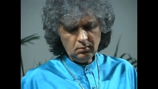 Maestro Pandit ShivKumar Sharma & Zakir Hussain - Raag Jhinjhoti + Conversation Interview