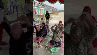 Lomba mandi tepung