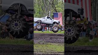 Them FL boys at Perkins.. #GripNripClips #mudbog #trucks #mudding #mudtrucks