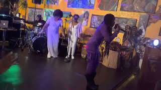 MOEISH RUN N BUN DEM (performance)