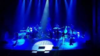 Tommaso paradiso - guardarti andare via (live @ teatro arcimboldi milano)