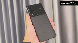 vivo iQOO 10 (120W) First look, Key specs (with V1+ chip)