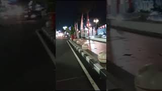 ALON ALON KOTA BLITAR DI MALAM HARI TETAP RAME KARENA DEKAT SAMA MAKAM  Pak Sukarno .