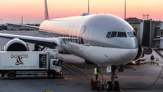 5-HOUR DELAY on Qatar Airways! | Boeing 777-300ER | Munich - Doha | Economy Class