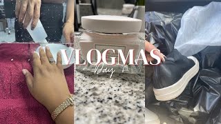 VLOGMAS DAY 6| had to pack order in car|REFUNDING CUSTOMER| NEW MISS DIOR BODYCREAM+nail removal