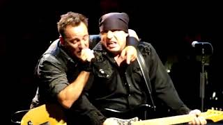 Bruce Springsteen & The E Street Band - Sherry Darling [MSG New York, USA - 08.NOV.2009]