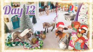 Schleich 2021 Horse Club & Farm World Advent Calendar Unboxing || Day 12 || Schleich Christmas ||