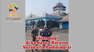 Jalan pagi di kawasan Keraton Surakarta Hadiningrat