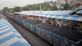 WAG12 carrying coal at Bagnan Station #indianrailways #wag12b #wag12 #railfans #railfanning