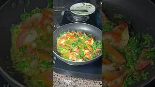 Egg omelette new style healthy and tasty 🤤#trending #shorts #youtube #shortsfeed #cookingwithrajia