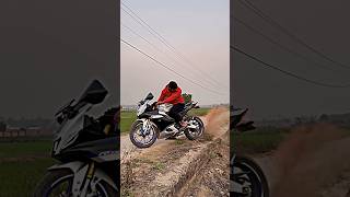 Bhai aagya phone 📞🏍️ #bike #r15 #racing #bikeriding #yotubeshorts #shorts