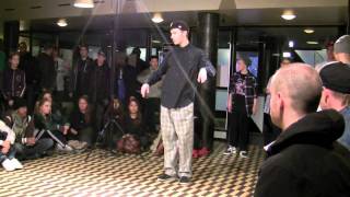 Popping Jeppe Battle. Floor Wars 2010 Part 2 (Nick & And Jeppe)